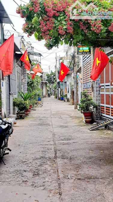 BÁN NHÀ SÁT PHẦN MỀN QUANG TRUNG Q12 - 44M2 - HẺM XE HƠI - 3.24 TỶ.
