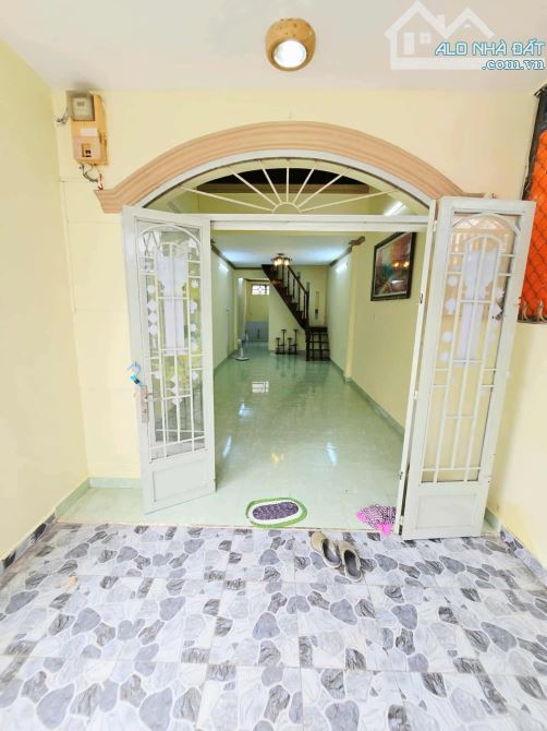 Bán Nhà Mặt Tiền Đường 38 – Bình Trưng Tây, Q2 – Gần BV Lê Văn Thịnh 49m² - Chỉ 4.3 Tỷ TL.