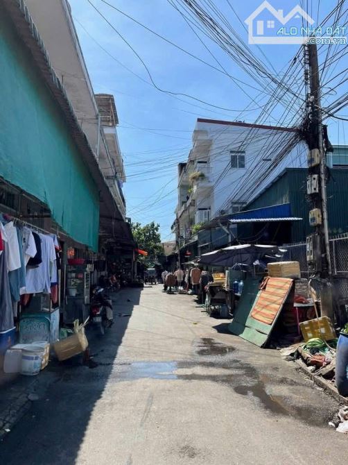Nhà 2 tầng đầu tư và kinh doanh thu nhập 16tr/tháng gần vincom Dĩ An.