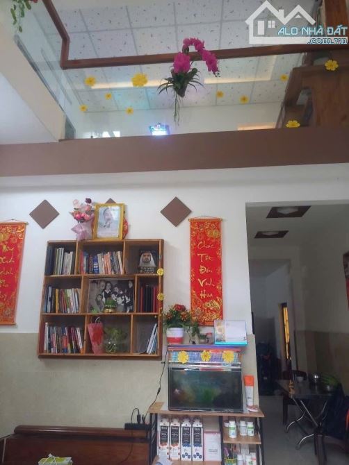 Nhà đường Hoàng Diệu, Hải Châu lô góc, nở hậu chỉ 2.x tỷ