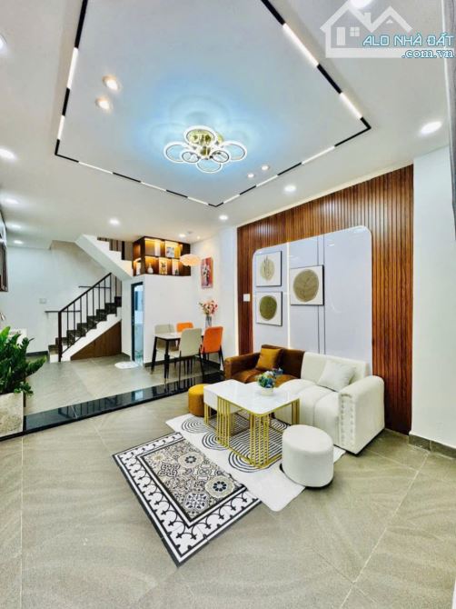 Bán gấp nhà lô góc 39m CHỈ 7 TỶ NHỈNH 2 thoáng , công năng 6 ngủ full nội thất, 30m ra ôtô