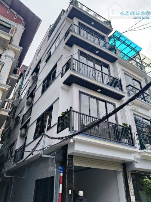 BÁN NHÀ LÔ GÓC PHÚ VIÊN - LÔ GÓC - GẦN CẦU CHƯƠNG DƯƠNG- VỈA HÈ OTO TRÁNH , GIÁ 15 ty