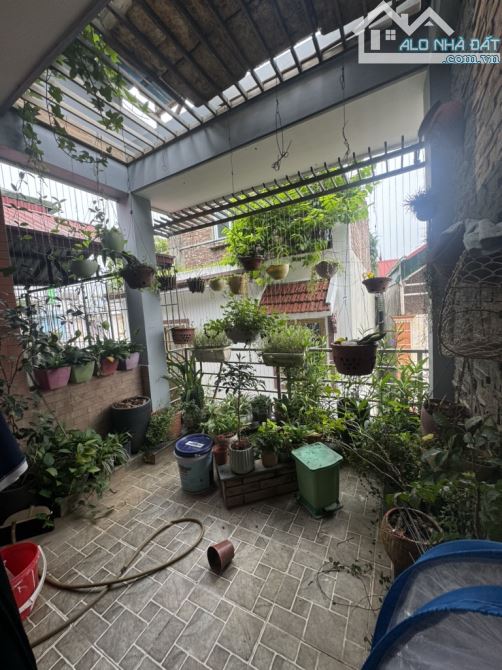 ngõ rộng oto đỗ cửa đường quang tiến 33m2 chỉ hơn 5.xx full nội thất