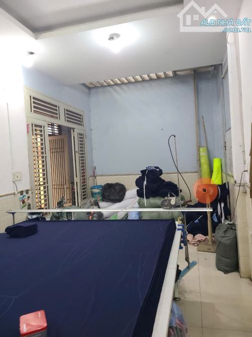 * Bình Long sát bên Tân thắng, gần Aeon Tân Phú. 85 m2, 4x17, nở hậu, 5.x tỏi.