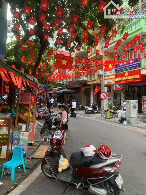 Mặt phố Nguyễn Siêu hiếm bán, 6 tầng, 32m2, mt 3.3m, 26 tỷ kinh doanh ẩm thực, du lịch