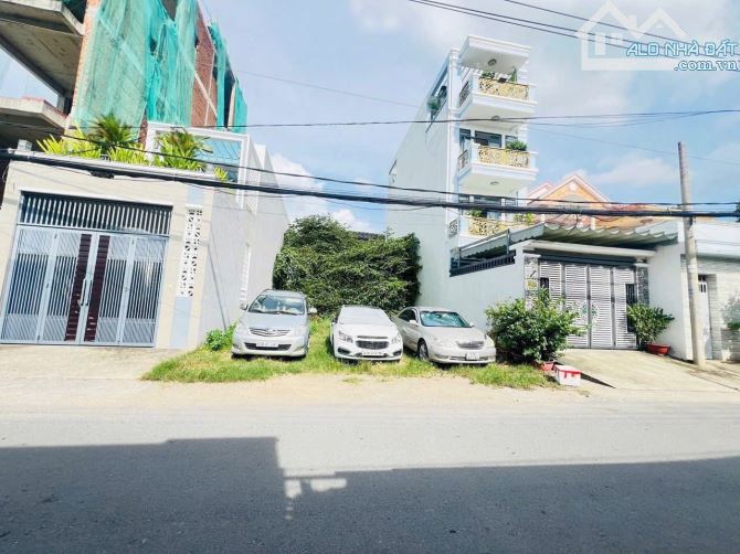 Bán đất mặt tiền sổ riêng thổ cư Hồ Hoà p. Tân Phong