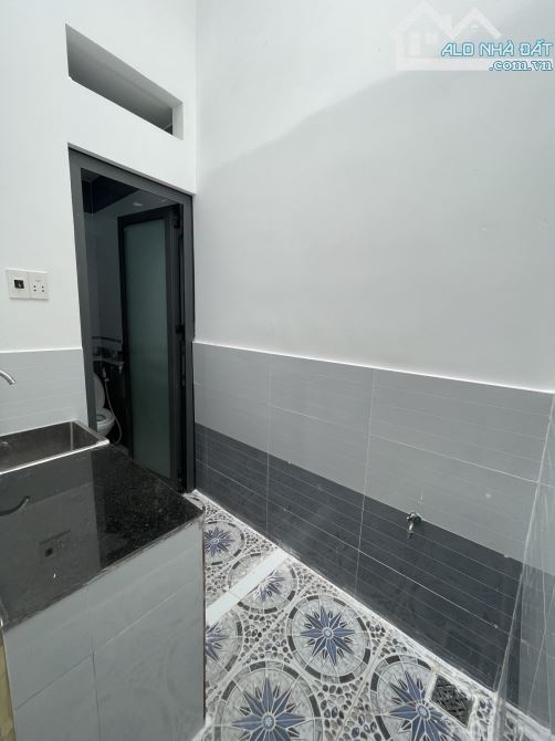 NHÀ TRỆT MỚI, HẺM 3 GÁC, 41,3M2, 2PN, CHỈ 3,55 TỶ, SỔ RIÊNG, NGAY PHÚ MỸ HƯNG, QUẬN 7