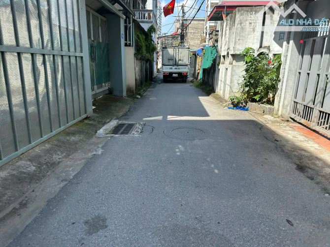 BÁN NHÀ ĐỨC GIANG LONG BIÊN DT48M2*4T NGÕ THÔNG Ô TÔ CẠNH CÔNG VIÊN THOÁNG MÁT Ở SƯỚNG