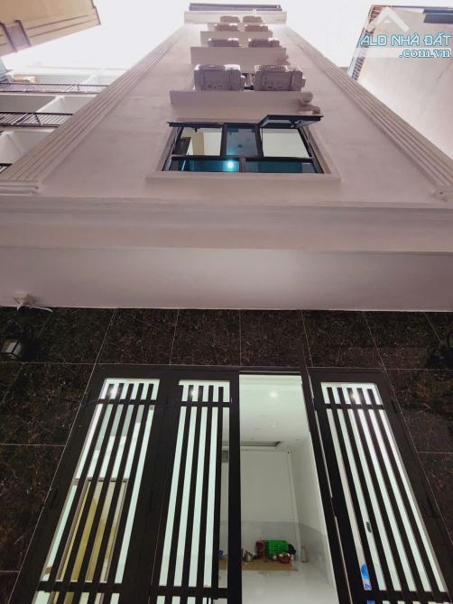 BÁN NHÀ PHỐ TRẦN THÁI TÔNG – 50M² – 7 TẦNG – 5M MẶT TIỀN – 15 TỶ - DÒNG TIỀN - THANG MÁY