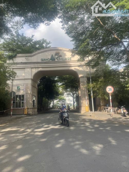 BÁN NHÀ MẶT TIỀN VIEW CÔNG VIÊN, KHU DÂN CƯ VIP GIA HÒA,THỦ ĐỨC DT: 200M2 ; 3 TẦNG