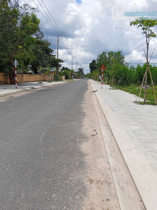 Bán đất đường Nhựa Nguyễn Cửu Vân Kp 7 Thị Trấn tân Biên, Tây Ninh