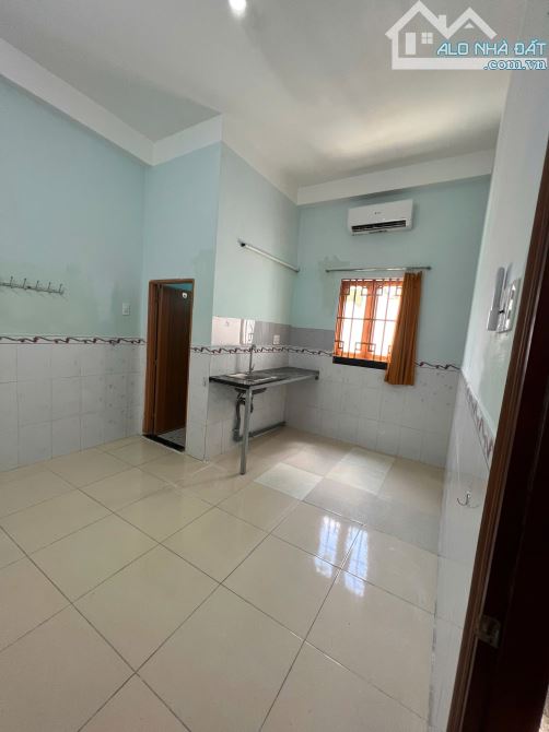 Cho thuê Phòng trọ ngay trung tâm Quận 10 - TP HCM