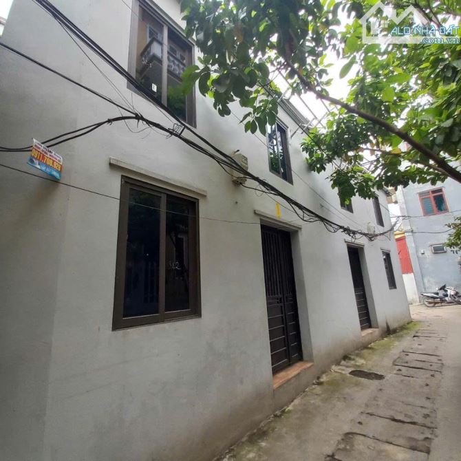 CỔ BẢN - ĐỒNG MAI NHÀ EM CẦN BÁN NHÀ DT 50M2. 4TY800  có thương lượng ạ