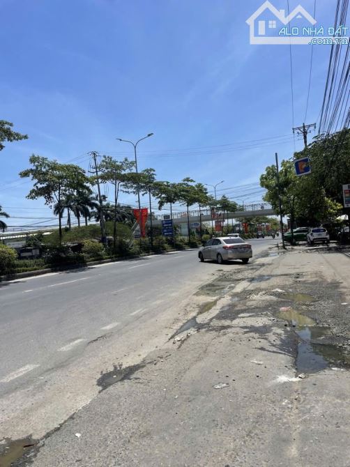 BÁN ĐẤT LAI XÁ-ĐH CÔNG NGHIỆP- NGÕ THÔNG-80M RA Ô TÔ ĐỖ-63M-6.5 TỶ có TL