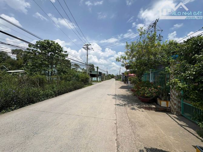 CHỦ GỬI BÁN GẤP LÔ ĐẤT MT 150M2- 2.025 TỶ( CÒN THƯƠNG LƯỢNG) NGAY MỸ YÊN - BẾN LỨC . LIÊN