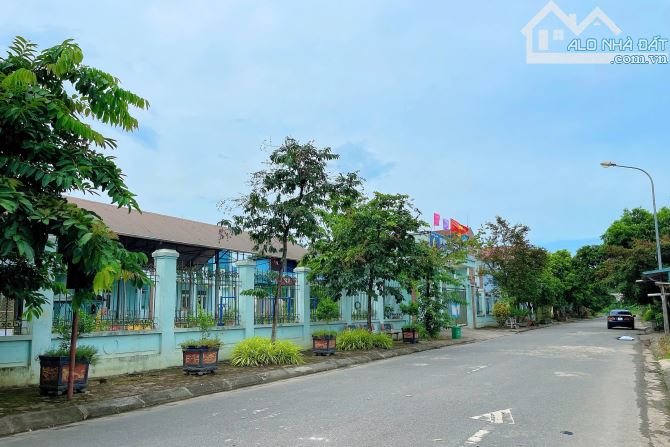 SIÊU PHẨM PHÂN LÔ – Ô TÔ TRÁNH – VỈA HÈ 3M – VIEW HỒ ĐIỀU HÒA – TRUNG TÂM PHƯỜNG TÙNG
