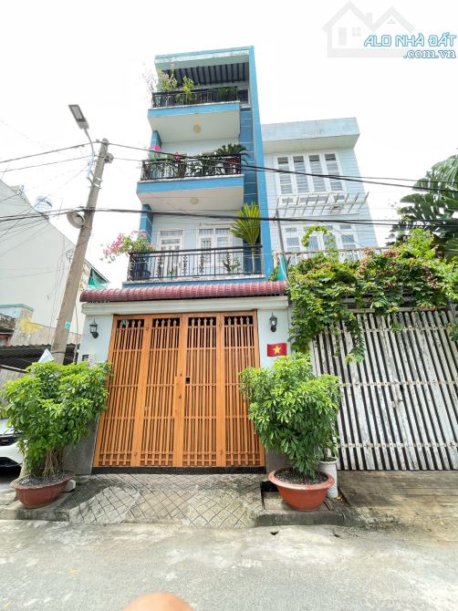 💥 NHÀ 4 TẦNG KIÊN CỐ – LONG TRƯỜNG – HẺM 6M Ô TÔ