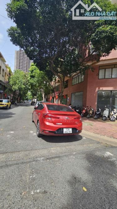 Bán nhà căn góc 2 mặt tiền phường 7 ,Trịnh Hoài Đức Vị trí trung tâm đắc địa Vũng tàu