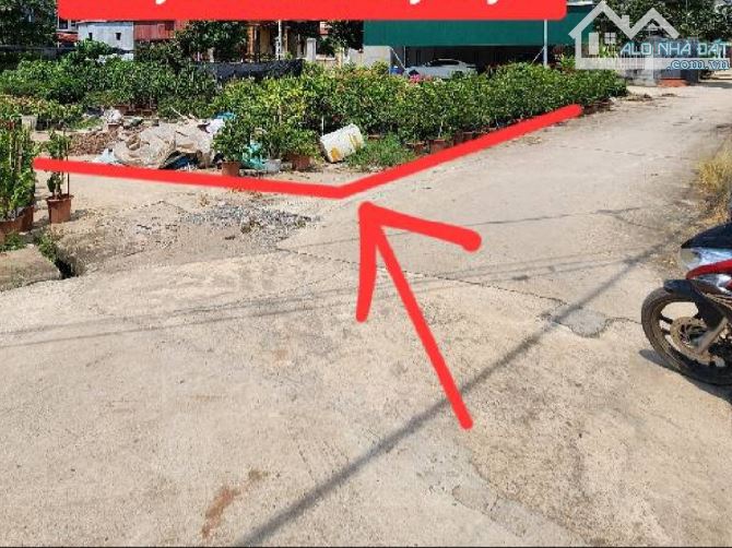 Nhỉnh 4.x tỷ/ 76 m2 / 5 M tiền/Phụng công.văn giang