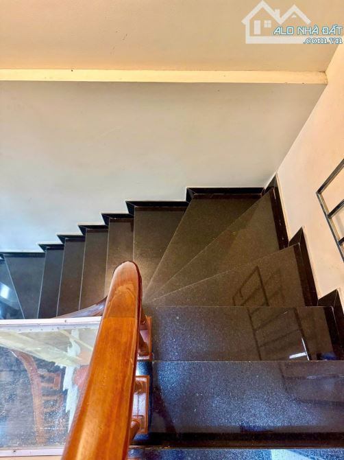 Bán Nhà Ngô Thì Nhậm Mặt Chợ Kinh Doanh Siêu Đỉnh 48m2 5 Tầng MT 4m Giá 22 Tỷ