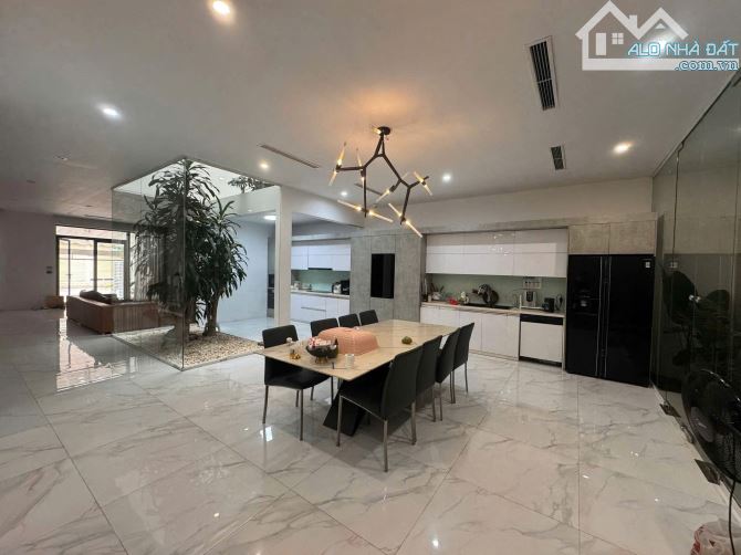 BIỆT THỰ KDT SAN NỀN, P. PHAN ĐÌNH PHÙNG -TT TP.THÁI NGUYÊN - 176m2x4T, MT8M - CHỈ 12 TỶ