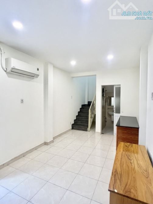 NHỈNH 3 TỶ - NHÀ ĐẸP Ở NGAY - PHAN VĂN TRỊ - P12 - BÌNH THẠNH - 24M2 - 2 TẦNG.