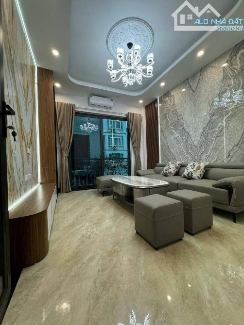CỔ NHUẾ.55M. 6T. 10,5 TỶ. THANG MÁY. FULL NỘI THẤT. 30M RA ÔTÔ. TÀI LỘC.
