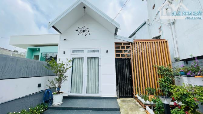 Nhà mới đẹp, Sân Vườn, TRUNG TÂM ĐÀ LẠT, Cách Hồ 500 mét đi bộ, gần chợ