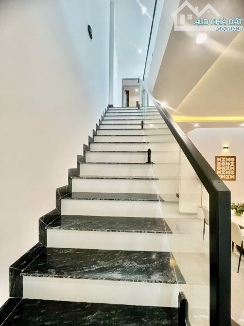 NHÀ FULL NỘI THẤT GẦN ĐẠI HỌC TÂY NGUYÊN : GIÁ 4.55 tỷ - 10