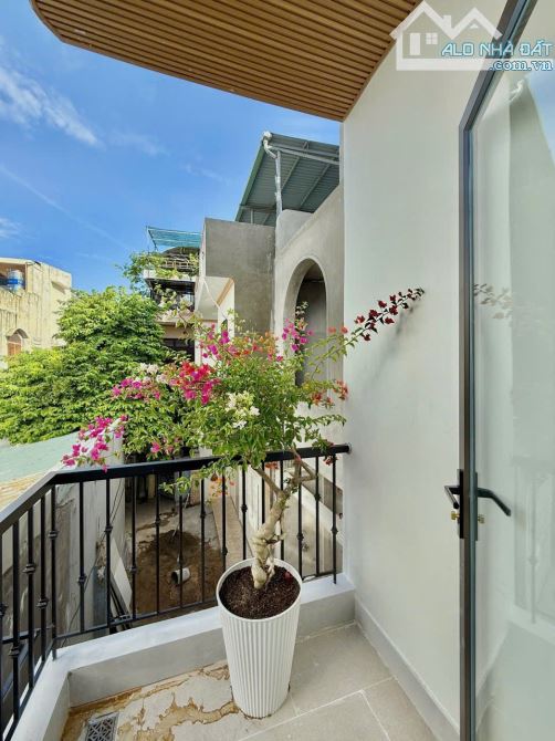 Chỉ 4,x TỶ có ngay NHÀ ĐẸP ĐÀ NẴNG - GẦN đường TRƯNG NỮ VƯƠNG: 52,6m² 3 TẦNG 4 PN 3 WC - 10