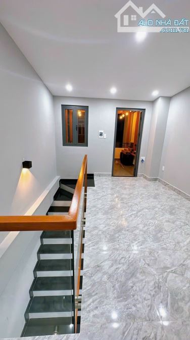 BÁN NHÀ MỚI XÂY ĐẸP 3 TẤM SÁT MẶT TIỀN TÔN ĐẢN Q4 DT 4*19 GIÁ 7TỈ TL KDC HÌNH THẬT - 11