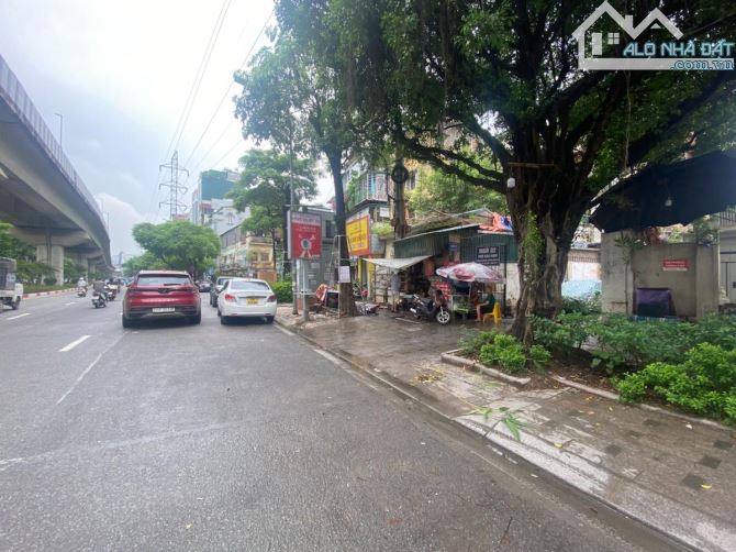 CHÍNH CHỦ GỬI BÁN NHÀ PHỐ HÀO NAM DT 36m, 4 Tầng, Mt 3,3m, Giá 11,6 tỷ - 11