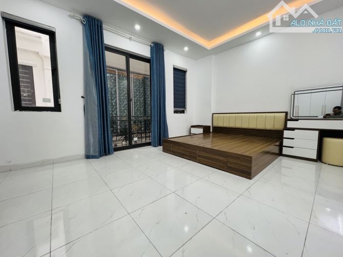 Bán nhà Trần Phú – Ô tô vào nhà – 2 mặt ngõ – Gần nhiều trường đại học lớn - 1