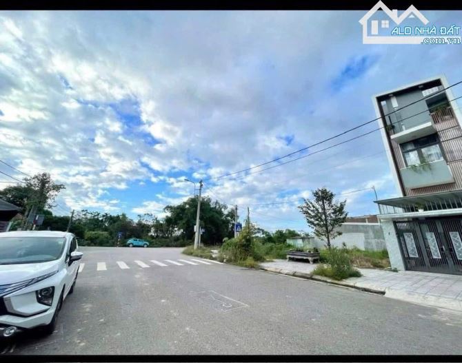 KẸT TIỀN BÁN GẤP LÔ ĐẤT | 128m2| NGANG 7m |GIÁ 1,25TỶ,ĐƯỜG TÔN THẤT SƠN -ĐỐI DIỆN SÂN BÓNG - 1