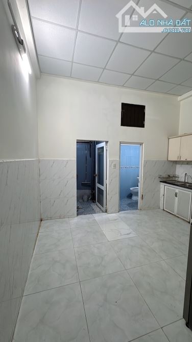 THẬT 100%, SIÊU RẺ,hẻm ba gác,gần 310 phan văn trị phường 11 bình thạnh,49m2,nhỉnh tí 4 Tỷ - 4