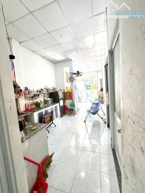 C4 - 3pn - 5,2 nở hậu 7,5 - 3.8tỉ - 72m2 - shr - kha vạn cân - 1