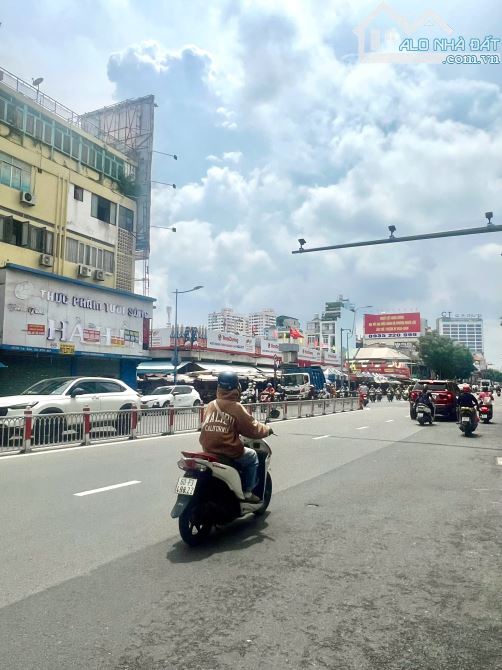 Bán nhà hẻm xe hơi quận 3,Lê Văn Sỹ, 3 Tầng,68m2, nở hậu 5.8m,cho thuê 380tr/năm, 13.x Tỷ - 1