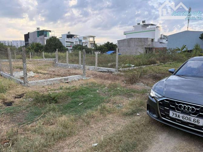Chính chủ gửi bán lô đất nở hậu phong thuỷ tốt - 1