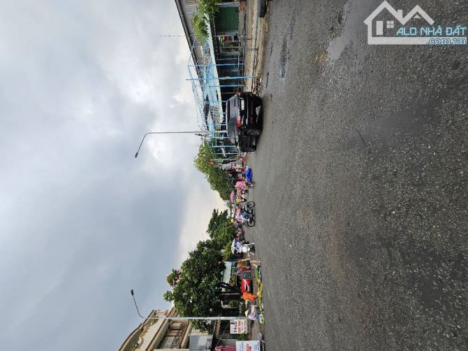 Bán đất thổ cư sổ riêng - mặt tiền hẻm 6m, ô tô quay đầu - 1