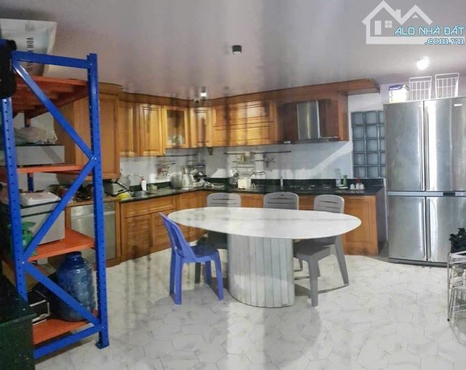 Nhà 5 tầng  Nguyễn Thái Bình  P12 Tân Bình khu K300 Đường 10m có vỉa hè 5.7x16m Giá 15.9Tỷ - 1