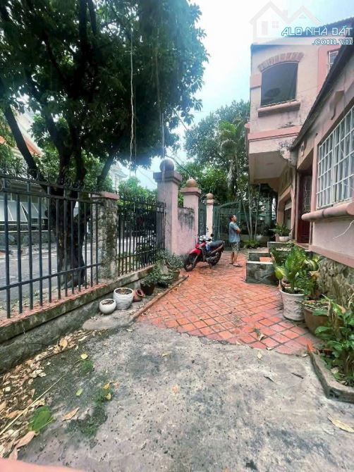 GÒ VẤP, BIỆT THỰ VEN SÔNG VÀM THUẬT, ĐƯỜNG NGUYỄN OANH, DT 13x17m - 1