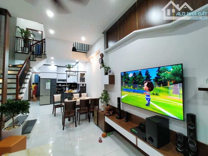 CHỦ BÁN GẤP – NHÀ ĐẸP MỚI XÂY – GIÁ CỰC TỐT - KHÁI TÂY 1 - 1