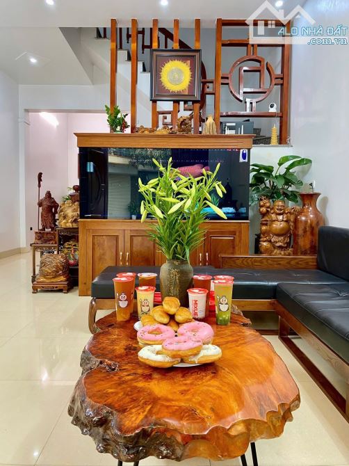 CẦN BÁN NHÀ 4 TẦNG MẶT ĐƯỜNG HUY CẬN - KHU ĐTM MỸ TRUNG -gần BỆNH VIỆN 700 GIƯỜNG - 1
