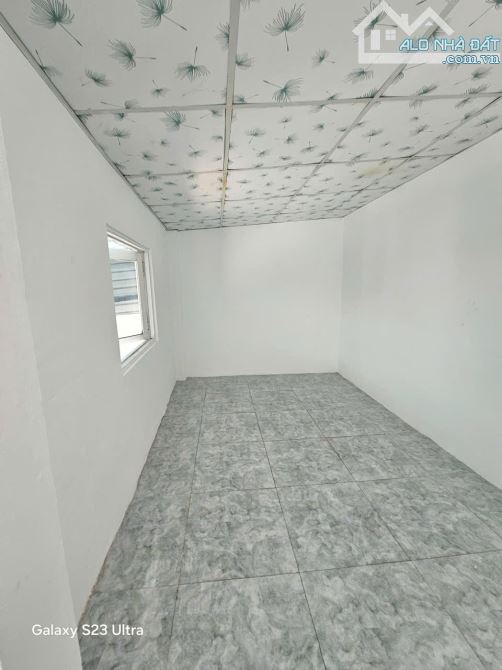 TP.Dĩ An- 64m2- 2 Tầng- Ngang 5.3m - 2.8Tỷ - Hẻm Ôtô- Sổ hồng riêng - 2