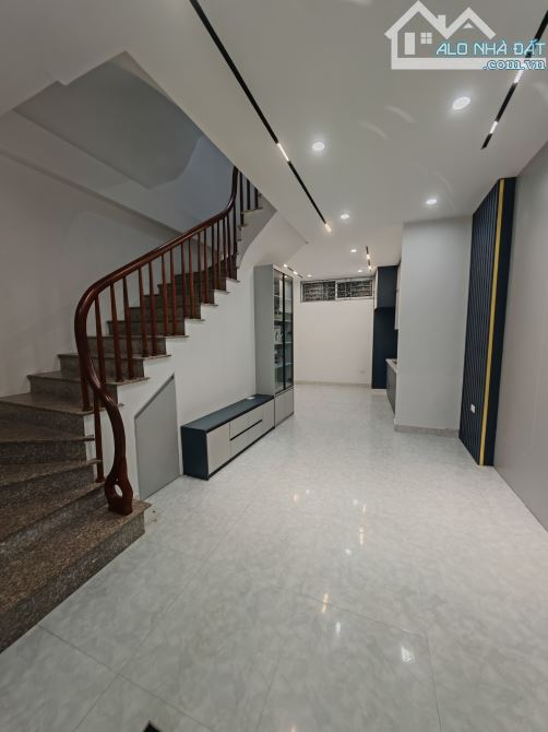 Bán nhà Đông Ngạc, 46m2 3 tầng 3 ngủ, thoáng trước sau, gần chợ Kẻ Vẽ, giá 6,5 tỷ - 1