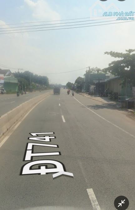 Cô em cần bán gấp 578m2 đất mặt tiền kinh doanh DT741, Tân Định - 1