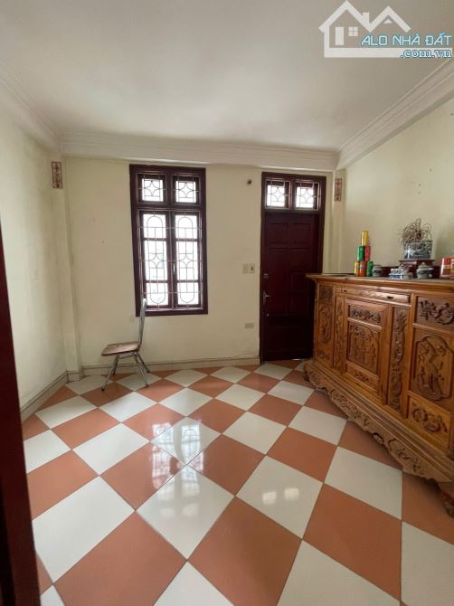 Cho thuê nhà ngõ Tân Lạc, Hai Bà Trưng, 4 tầng x 40m2, 4 ngủ, 12 Triệu - 1