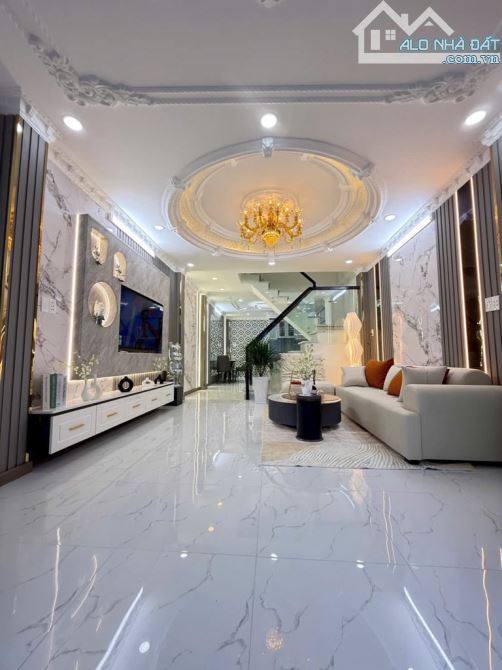 Bán nhà gần đường Huỳnh Tấn Phát TT Nhà Bè 2 tầng 50 m2 nhỉnh 3 tỷ - 1