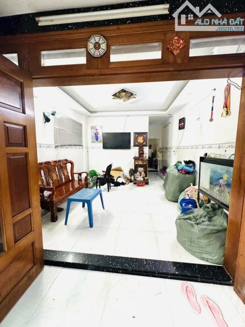 Tổ Ấm Hạnh Phúc Vững Chắc 48m² Trệt + Lầu 4PN + 2WC Giá Chỉ Nhỉnh 4Tỷ Tổ Ấm Hạnh Phúc Vững - 1