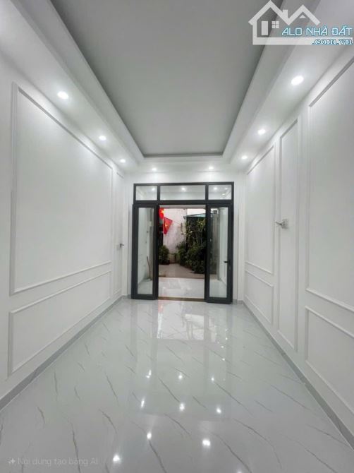 Bán nhà mới Âu Dương Lân khu vip quận 8. Diện tích 45m2. Hoàn công đủ - 1